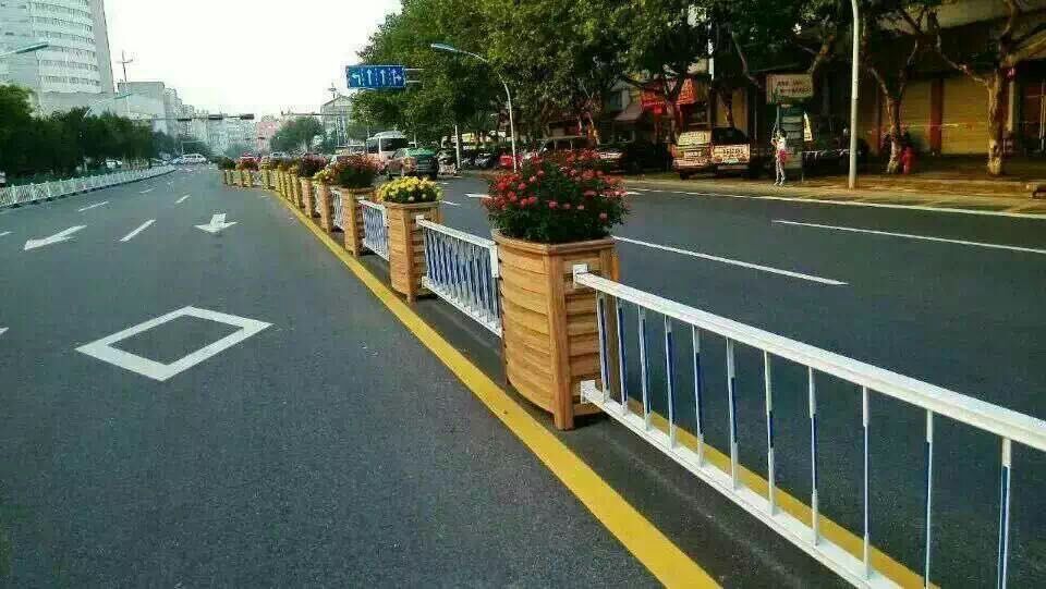 你知道道路护栏网的真正含义是什么吗?